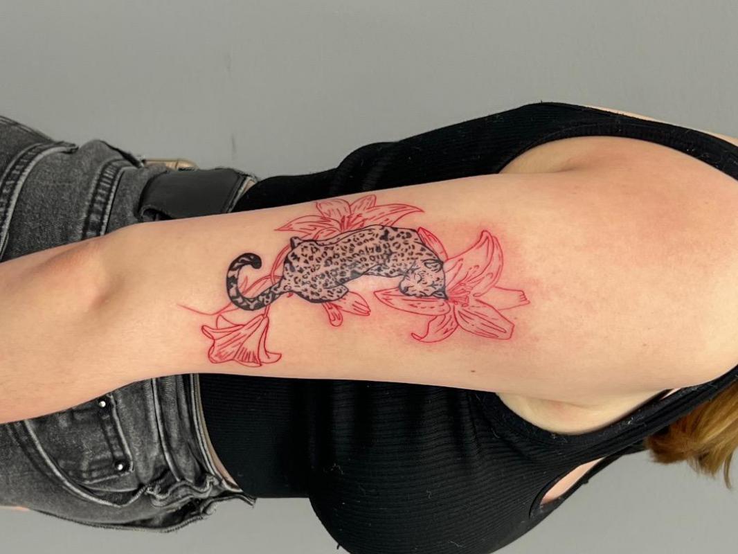 Пpиветик, меня зовут Лола, я тату-мастеp. - Орск