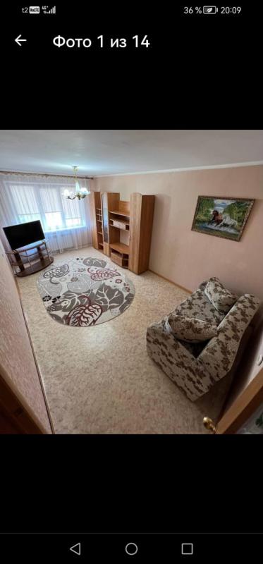 Продам 3 комнатную квартиру улучшенной планировки, вся инфраструктура рядом школа, детский сад, поли - Орск