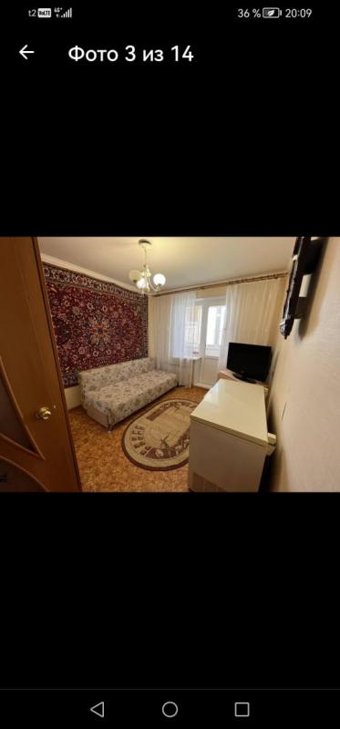 Продам 3 комнатную квартиру улучшенной планировки, вся инфраструктура рядом школа, детский сад, поли - Орск