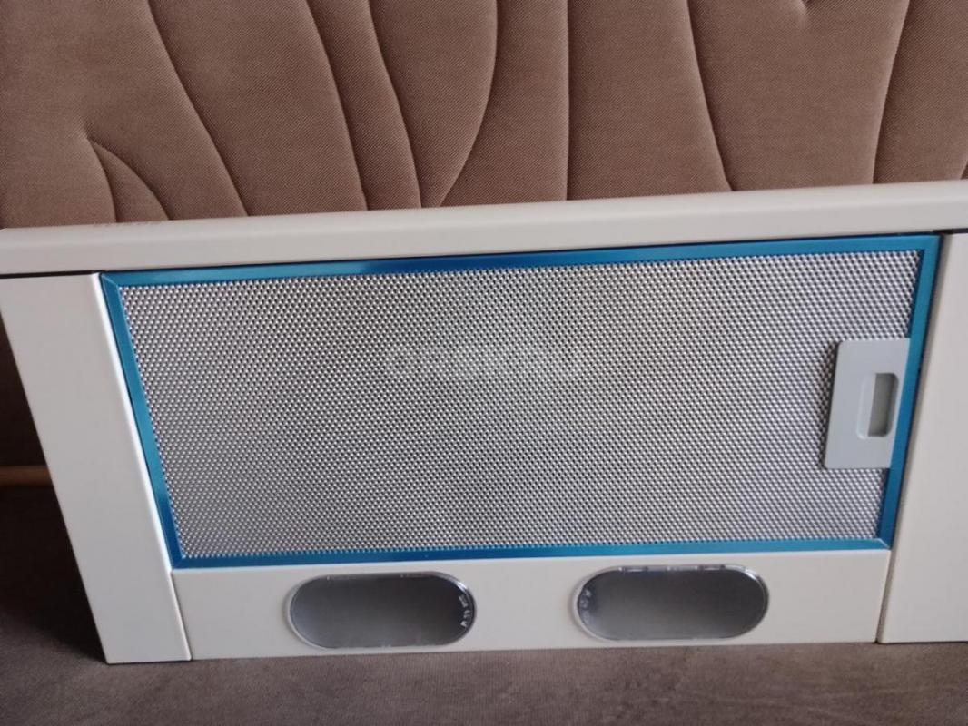 Продам вытяжку новую встраиваемую Elikor, в упаковке. - Орск