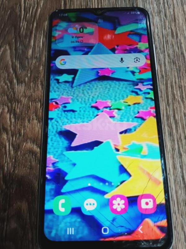 продам Самсунг все работает отлично не глючит заряд держит наклеено новое стекло любые проверки  при - Орск