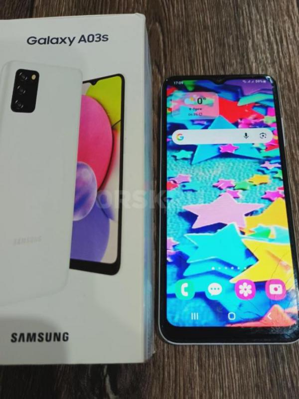 продам Самсунг все работает отлично не глючит заряд держит наклеено новое стекло любые проверки  при - Орск