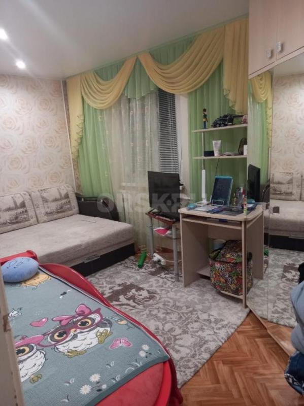 Продам уютный, светлый, просторный жилой дом в прекрасном районе города по адресу: ул. - Орск