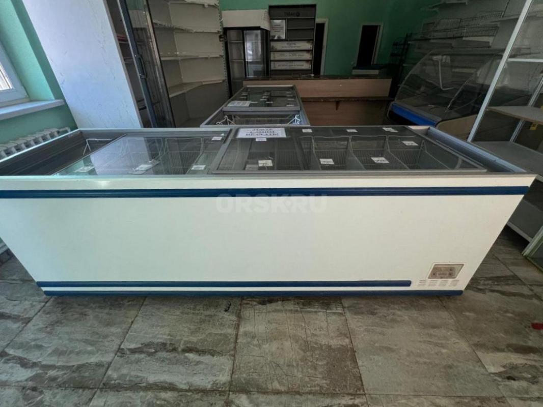 Продам холодильники, морозильники, холодильное оборудование, стеллажи, прилавки. - Орск