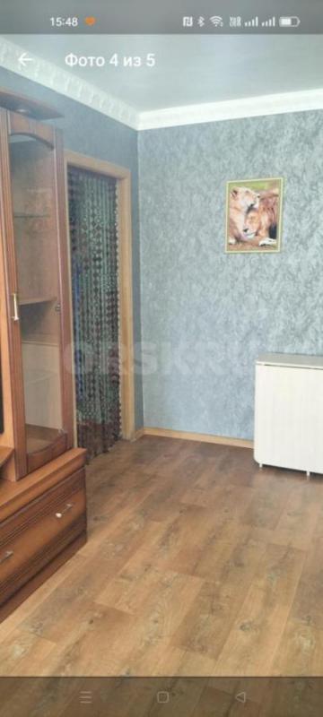 На длительный срок сдам квартиру в центре города, проспект Ленина 31. - Орск