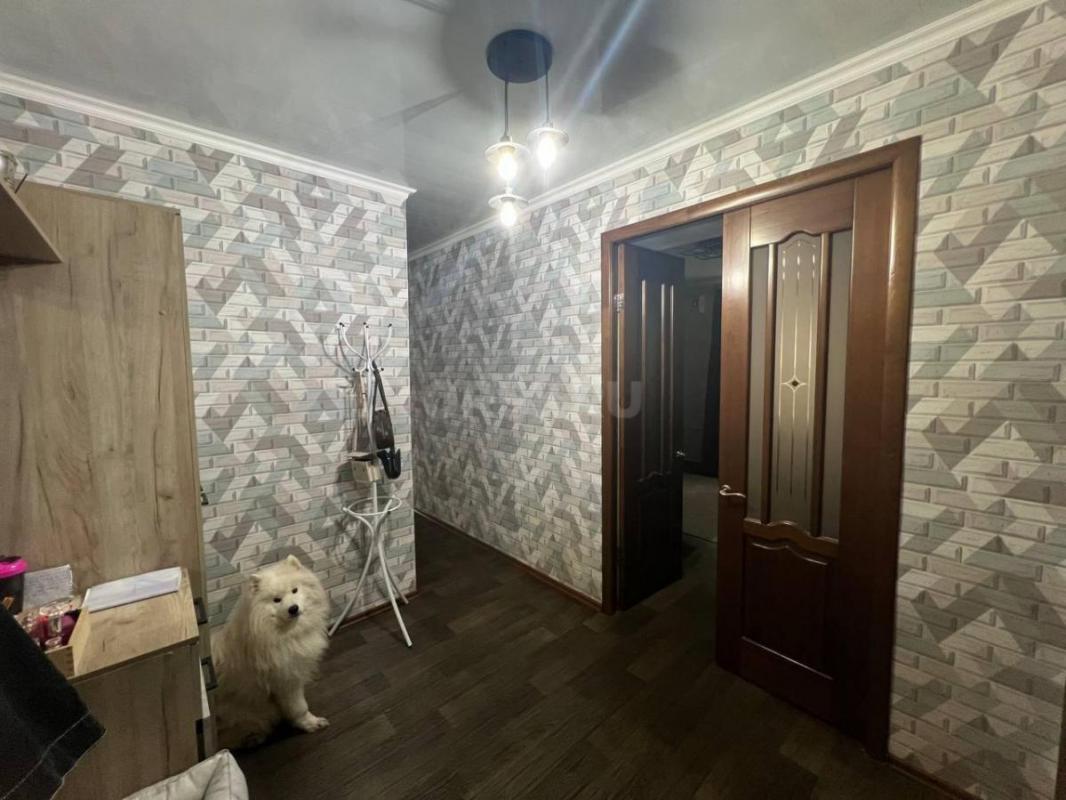 Предлагаем вашему вниманию светлую трехкомнатную квартиру в самом сердце города, расположенную на пе - Орск