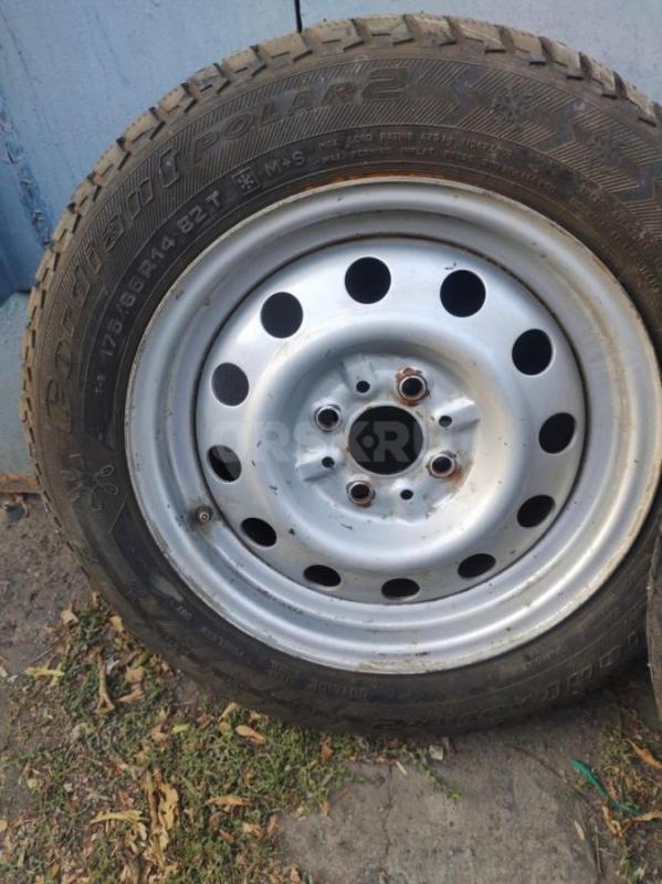 R14 смотрите фото одно на камере - Новотроицк