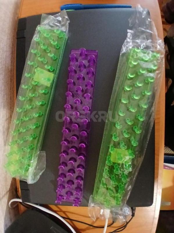 Бисер -500 руб., станки для плетения резиночками -100 руб. - Орск