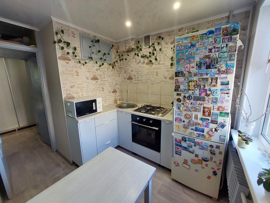 Продается уютная 2-комнатная квартира в центре города Новотроицк. - Новотроицк