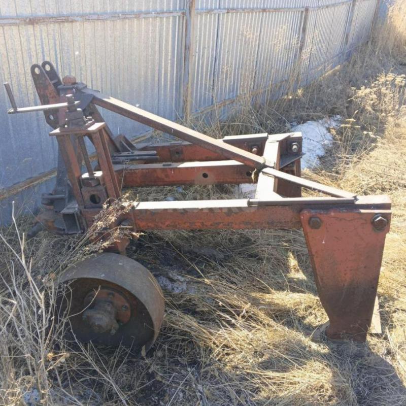 Продам трактор К-700 в хорошем состояний,резина хорошая,был произведен капитальный ремонт двигателя - 1