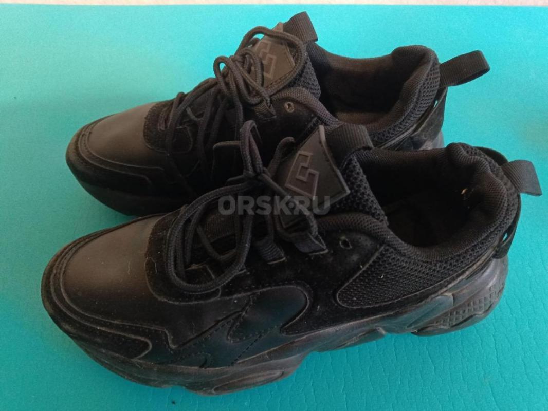 Продам женские зимние сапоги 38 размера  из натуральной кожи из натурального меха(&amp;quot; пр- - Орск