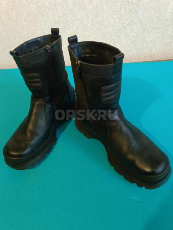 Продам женские зимние сапоги 38 размера  из натуральной кожи из натурального меха(&amp;quot; пр- - Орск