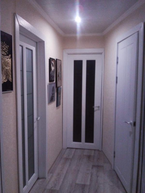 Продается ШИКАРНАЯ  2х-КОМНАТНАЯ КВАРТИРА в самом центре города на ост. - Новотроицк