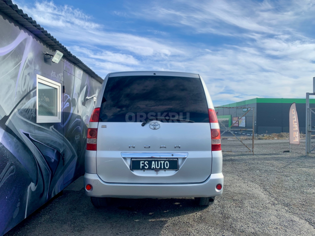 РАБОТАЕМ НА КАЧЕСТВО
В ПРОДАЖЕ 
 Toyota Noah 
Год - 2003
Двигатель - 2.0 бензин  152 л.с. - Орск