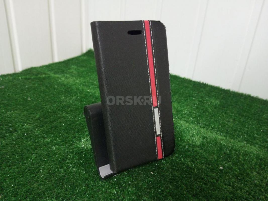 Смартфон LG Q6.
2gb оперативной памяти.
16gb встроенной памяти.
4х ядерный процессор. - Орск