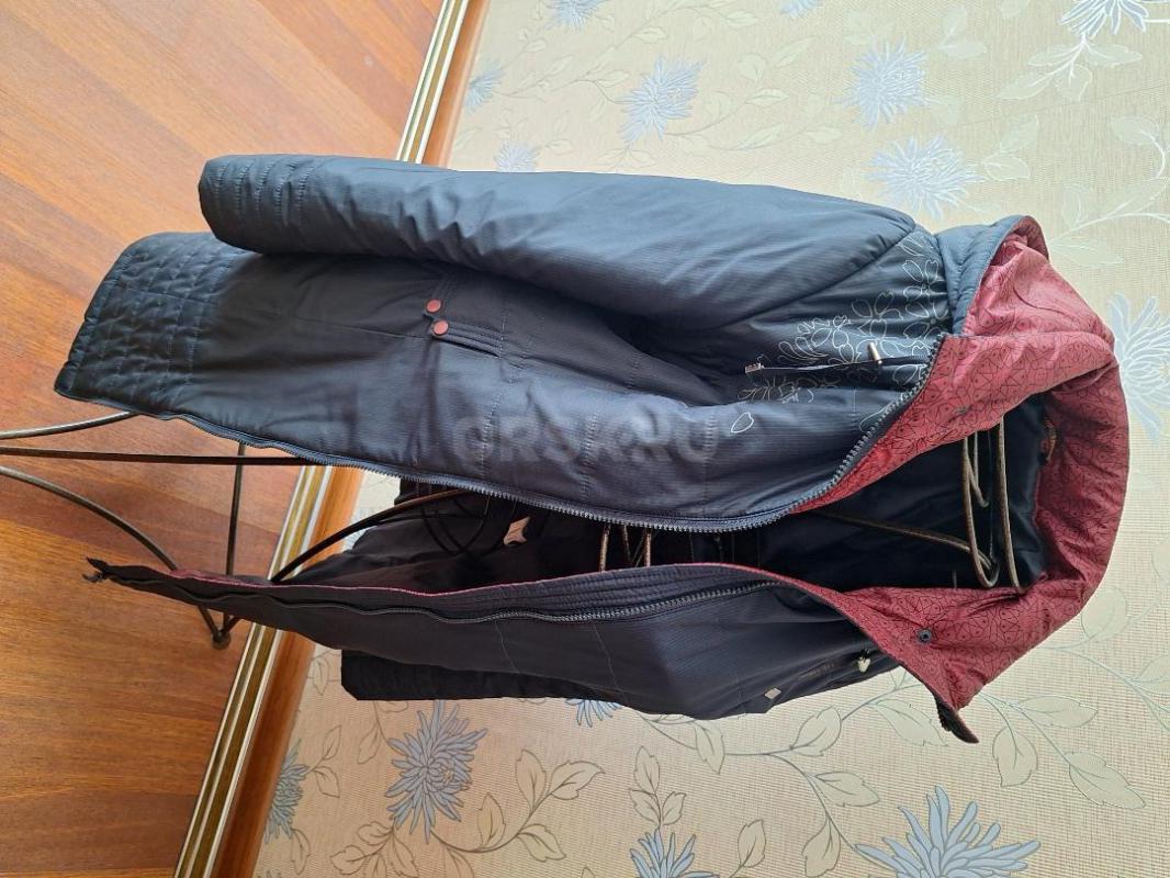 Женское драповое осеннее пальто в хорошем состоянии,воротник стойка,цвет индиго,48 размера,2000 руб. - Орск