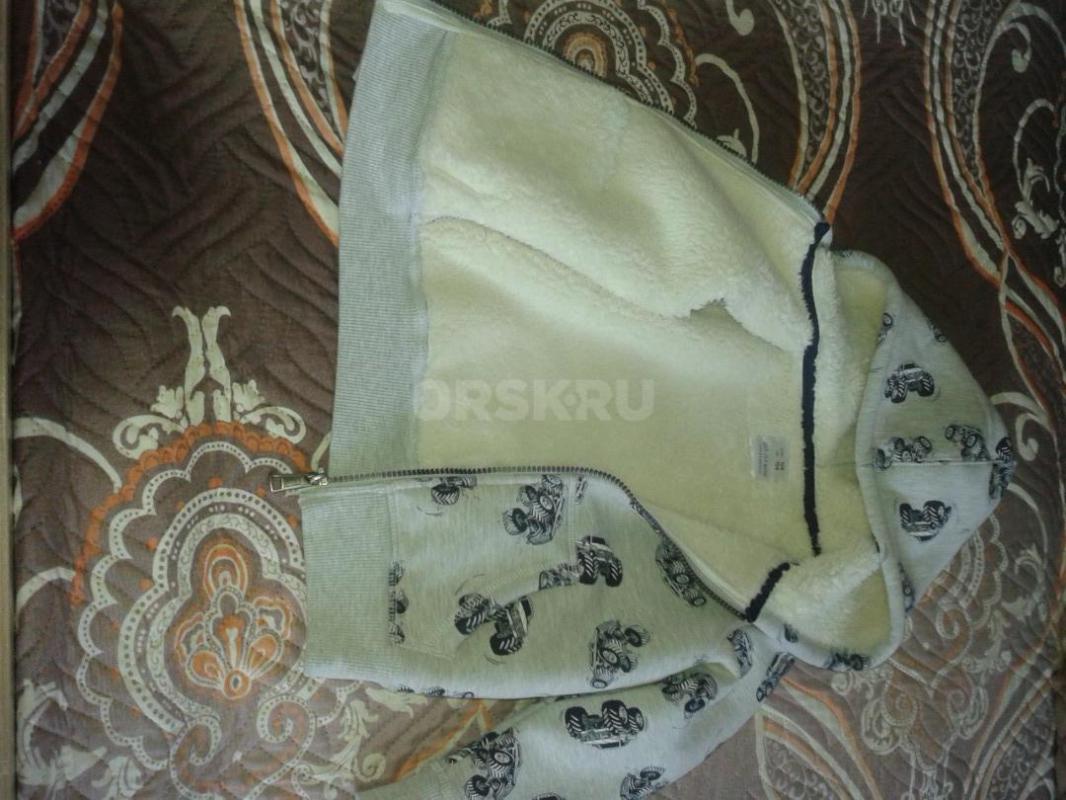 Продам вещи на мальчика в идеальном состоянии: жилет отличного качества подклад хлопок размер 116-12 - Орск