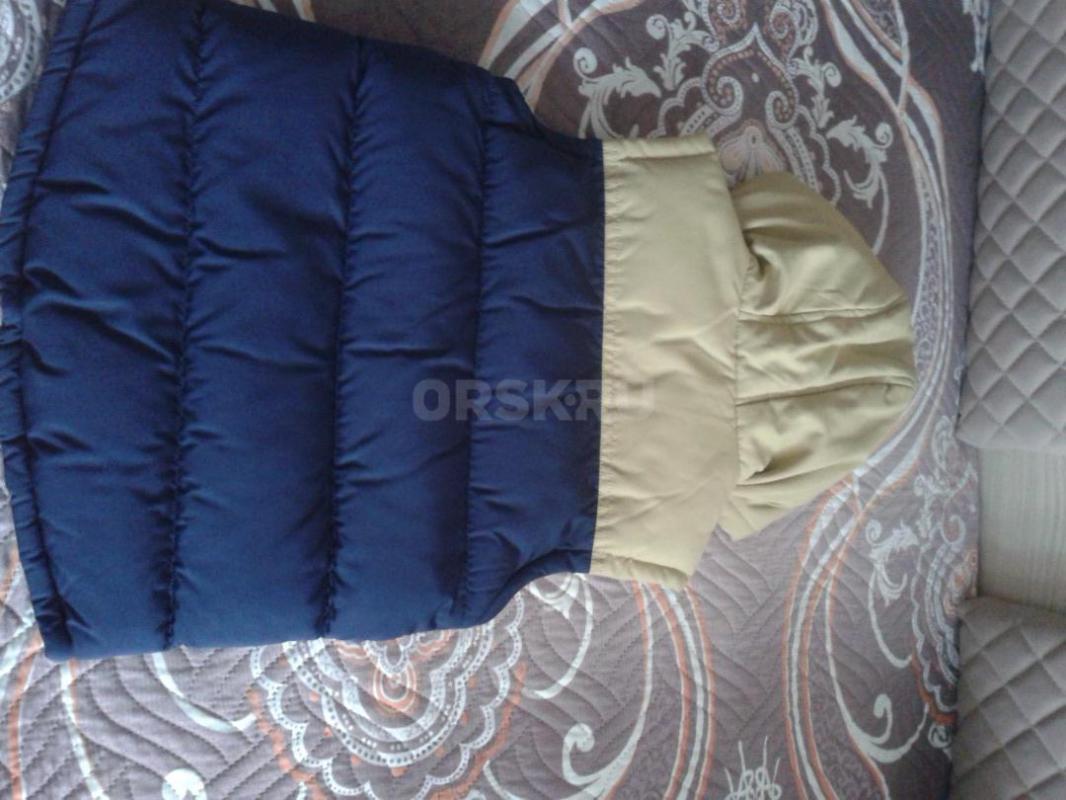 Продам вещи на мальчика в идеальном состоянии: жилет отличного качества подклад хлопок размер 116-12 - Орск