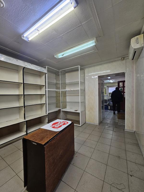 🏬 Продается торговое помещение! 🏬

🌟 Описание:
Замечательная возможность для начинающего или опытног - Новотроицк