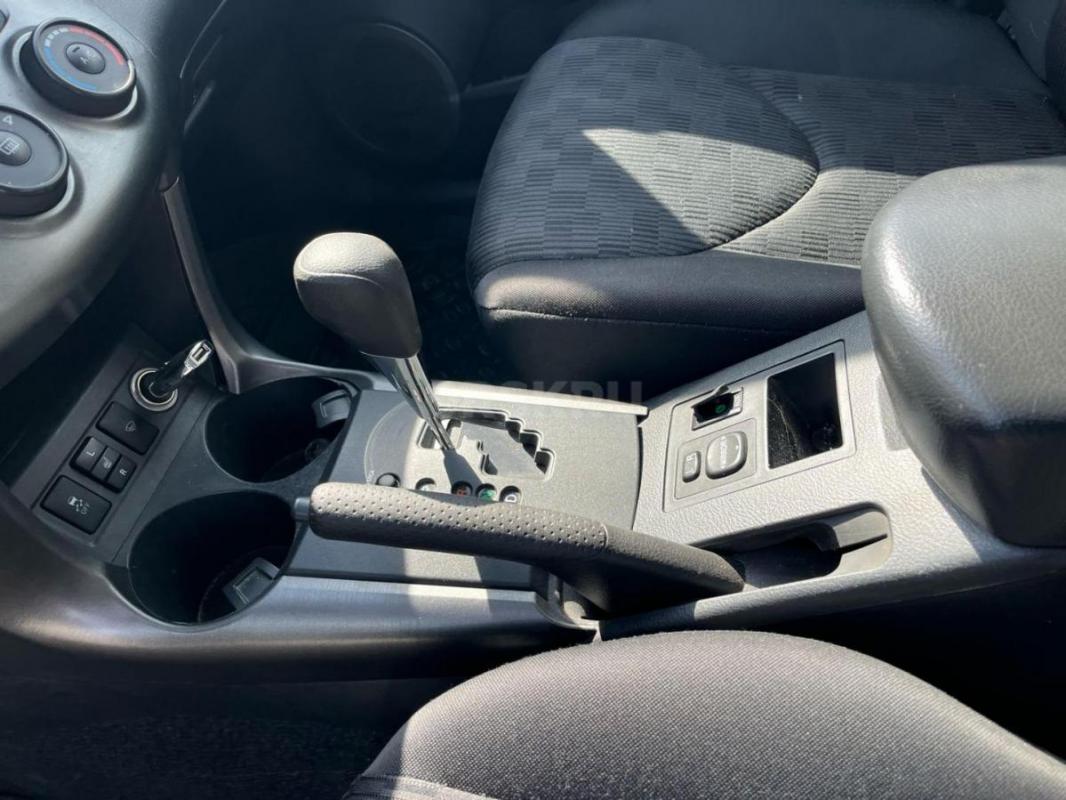 Продам Тойота Рав 4 декабрь 2010 года в отличном состоянии , родной пробег 75 тысяч километров , пол - Орск