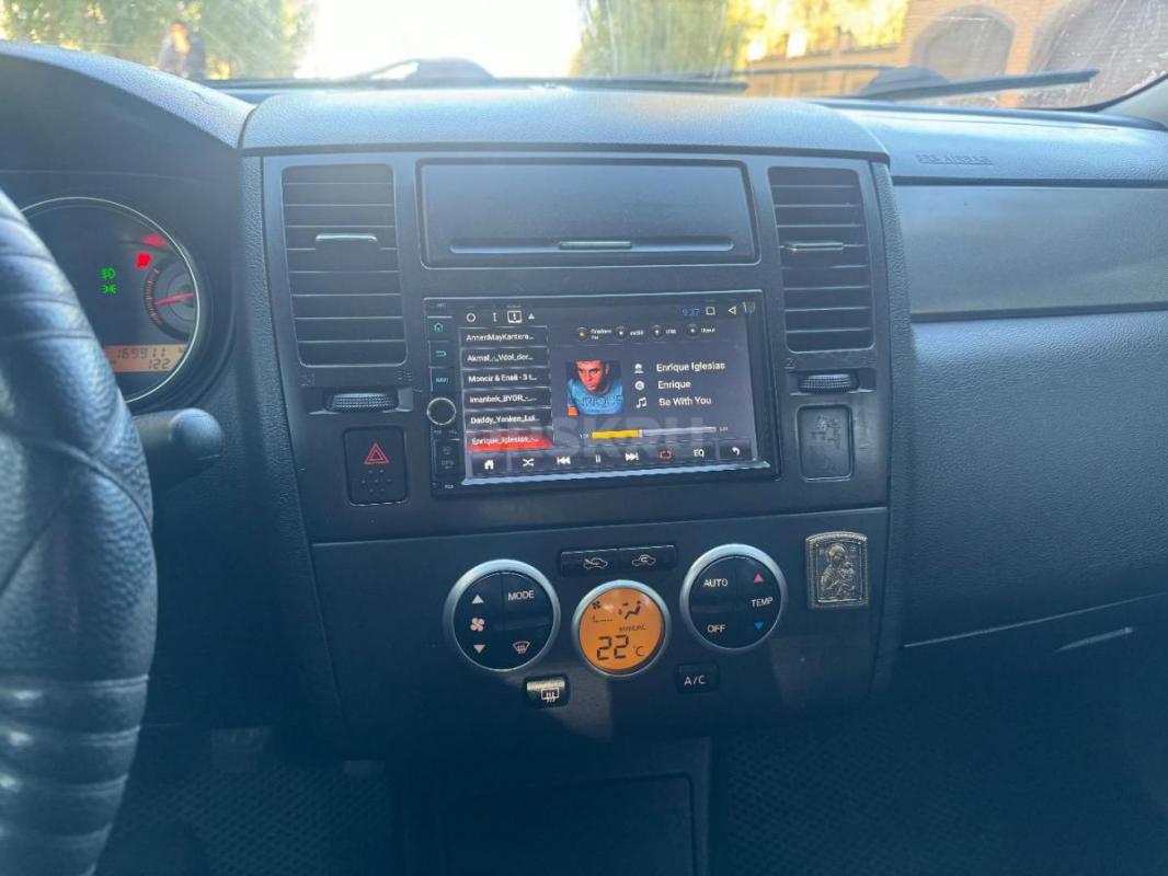 Продам Ниссан Тиида 2007 года богатой комплектация Леганс 

1.8 литра мотор 126 лошадей 
Цепной м - Орск