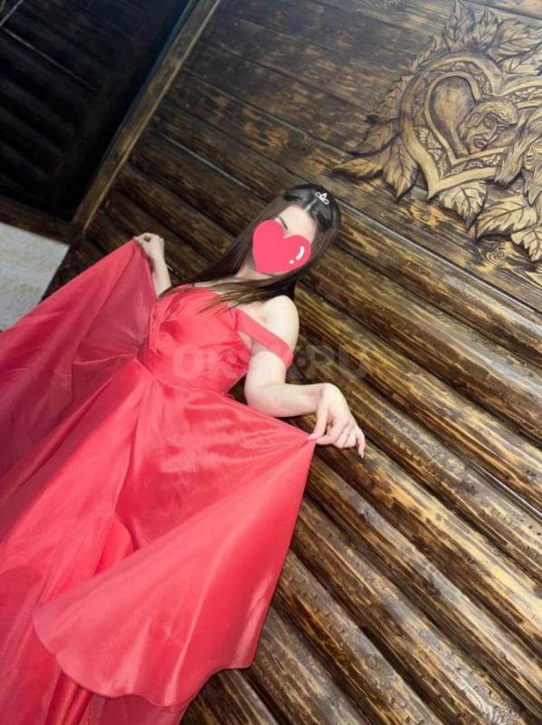 Продам новое, вечернее, пышное корсетное платье, размер регулируется шнуровкой на спине с 44р по 48р - Орск