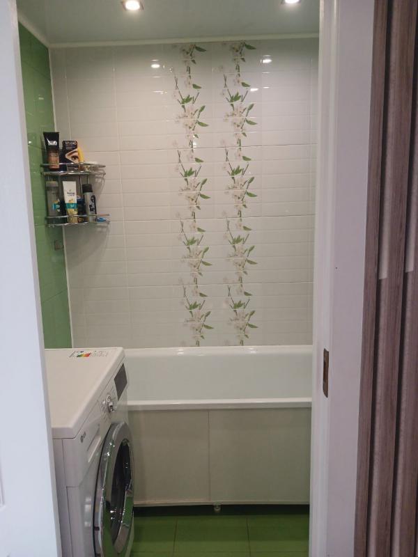 Продается светлая и уютная 2-комнатная квартира площадью 50 кв. - Новотроицк