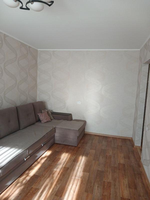 Продается светлая и уютная 2-комнатная квартира площадью 50 кв. - Новотроицк