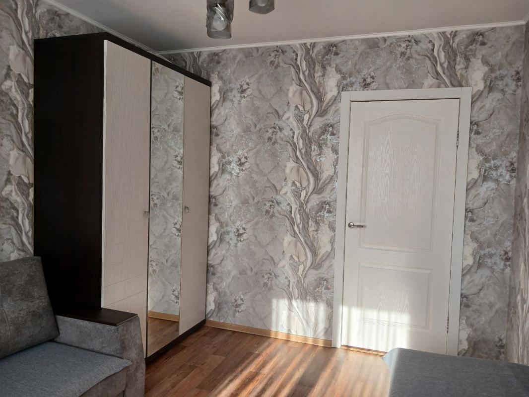 Продается светлая и уютная 2-комнатная квартира площадью 50 кв. - Новотроицк