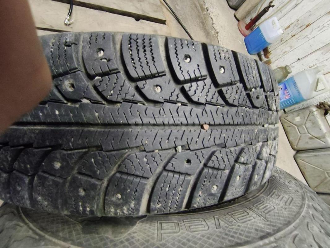 Колеса R-13 175/70, диски ровные, шипов нет. - Орск