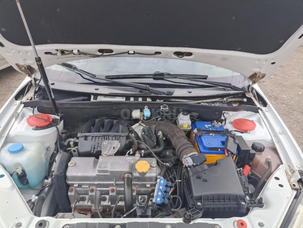 Продам автомобиль в отличном состоянии газ оформлен есть сертификат, ремонта не требует зимняя резин - Орск