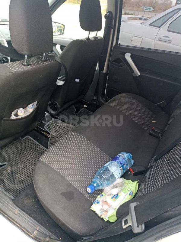 Продам автомобиль в отличном состоянии газ оформлен есть сертификат, ремонта не требует зимняя резин - Орск