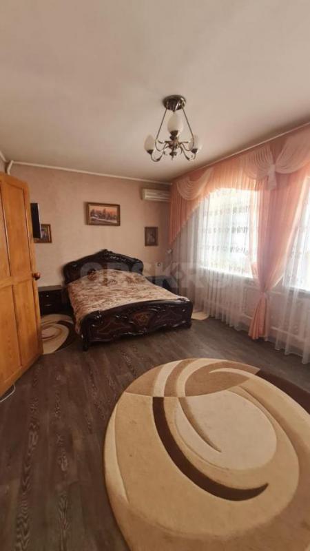 Продам уютный, просторный жилой дом по ул. - Орск