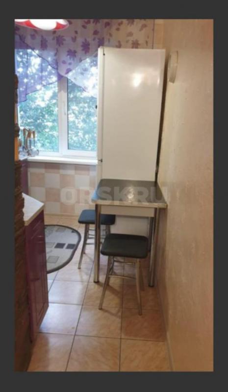 Продам 1-комнатную квартиру в развитом районе города по адресу ул. - Орск