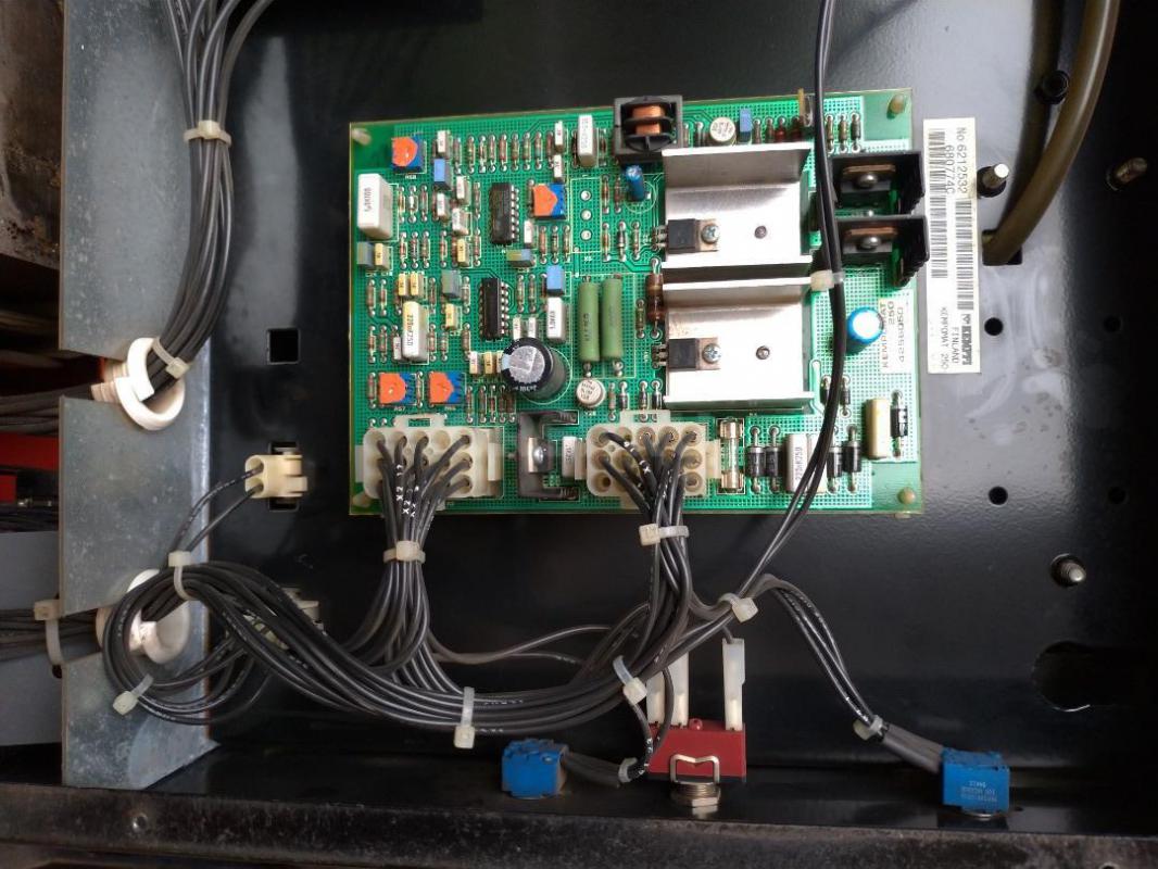 Продам финский сварочный полуавтомат Kempomat 250 Kemppi в отличном состоянии. - Гай