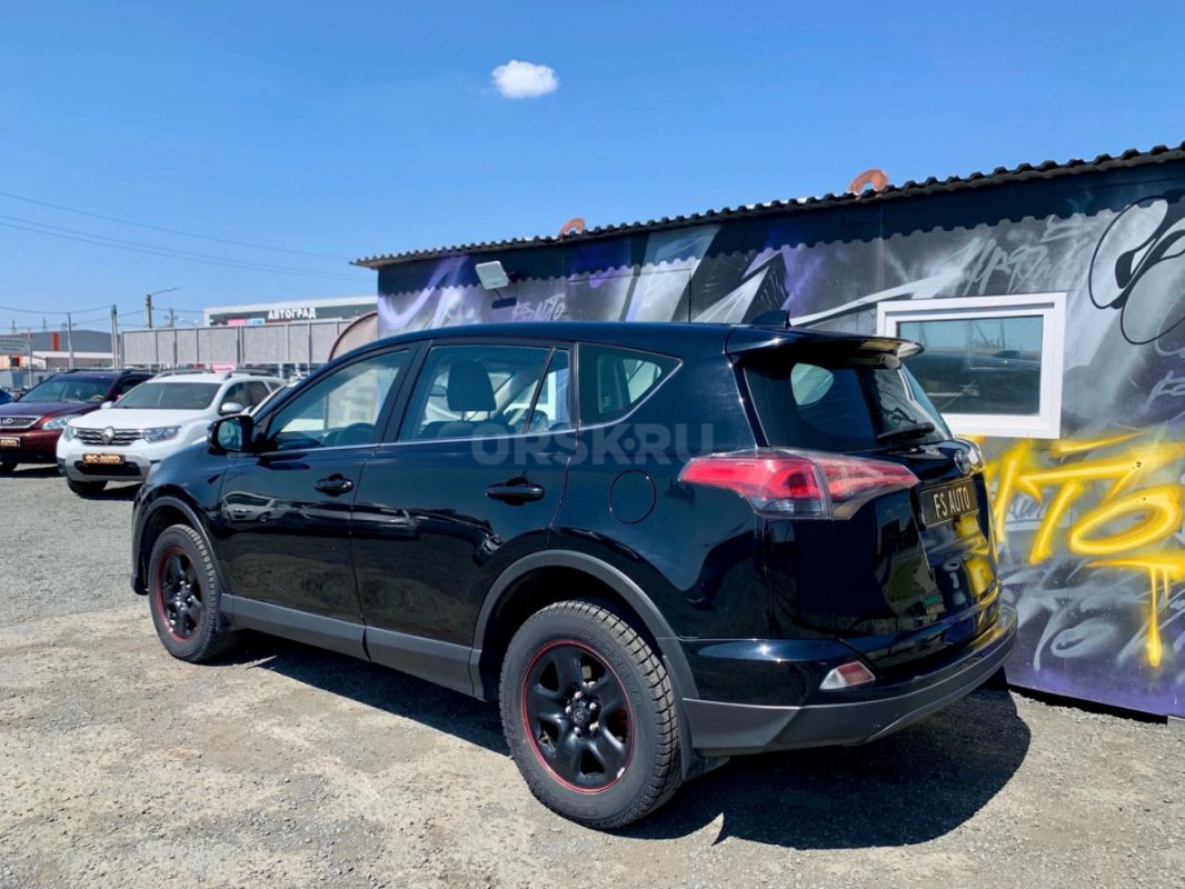 В продаже TOYOTA RAV 4 2017 года выпуска, в хорошем техническом и внешнем состоянии.
2 собственника - Орск