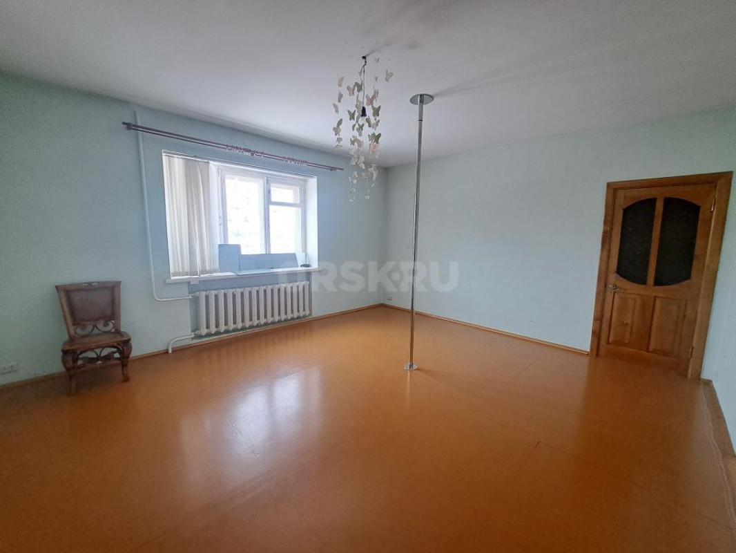 Продаётся прекрасный, уютный двухэтажный дом, общей площадью 341 кв. - Орск