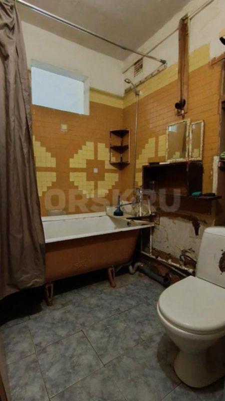 Продам 3-х комнатную квартиру (маломерка) в ЦЕНТРЕ города по адресу: ул. - Орск