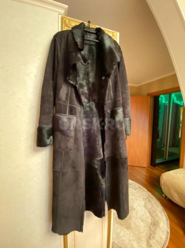 Продам, натуральную двухстороннюю женскую дубленку 46 р., б/у, в отличном состоянии - Орск