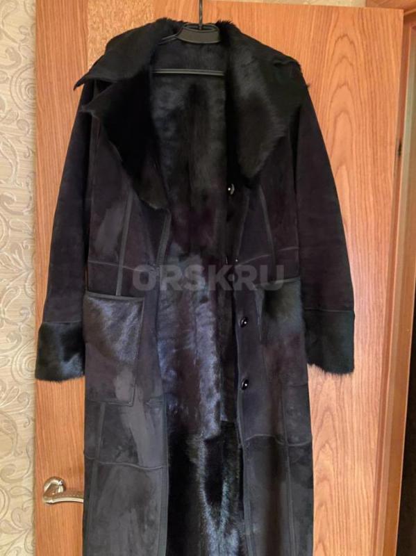 Продам, натуральную двухстороннюю женскую дубленку 46 р., б/у, в отличном состоянии - Орск