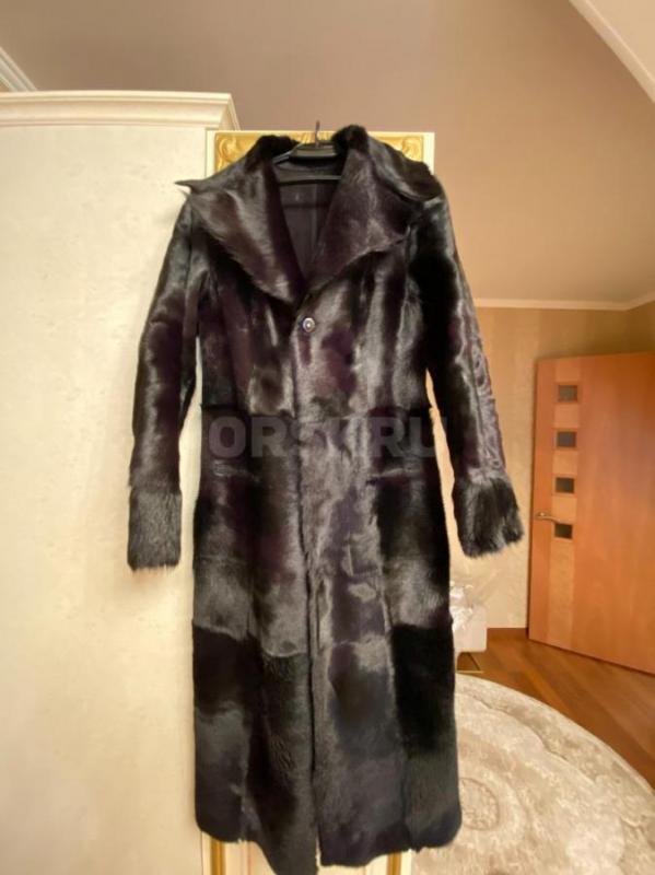 Продам, натуральную двухстороннюю женскую дубленку 46 р., б/у, в отличном состоянии - Орск