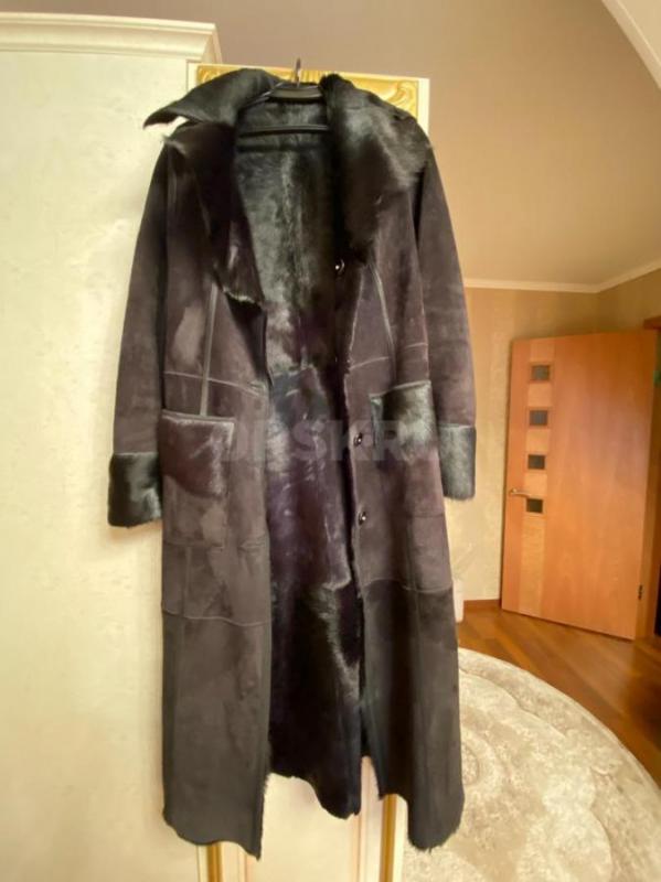 Продам, натуральную двухстороннюю женскую дубленку 46 р., б/у, в отличном состоянии - Орск