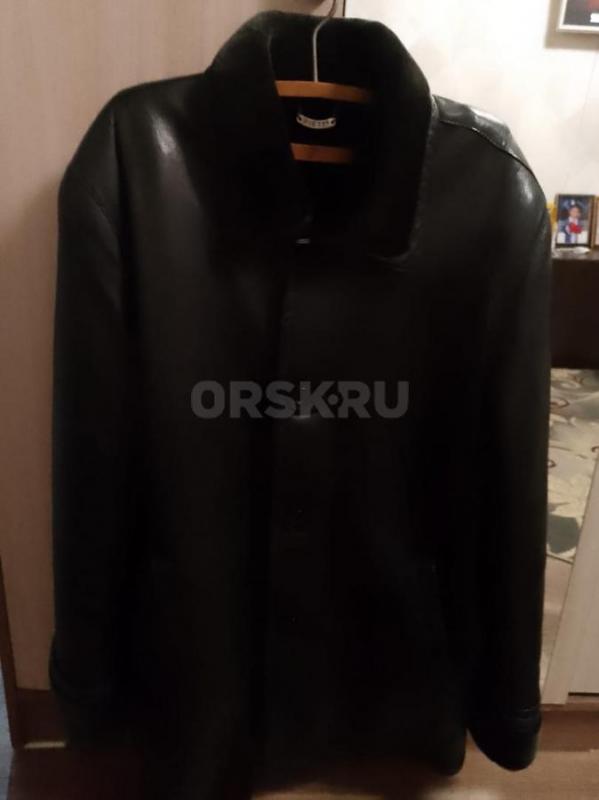 Продам дублёнку натуральная, натуральный мех, очень тёплая, размер 52. - Орск