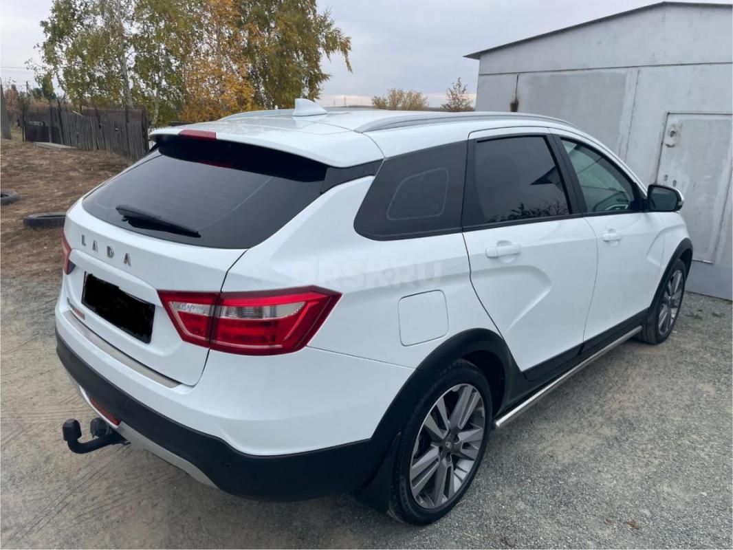 Продам ВЕСТА SW CROSS 2022 год (куплена в конце 2021 года, эксплуатация с 2022 года), пробег реальны - Орск