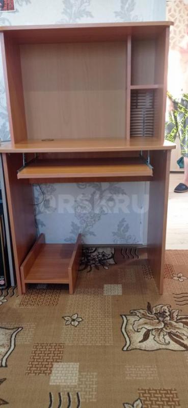 Продам стол компьютерный, не дорого в хорошем состояние - Орск