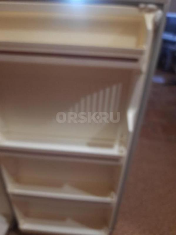 Холодильник Свияга, б/у в рабочем состоянии. - Орск