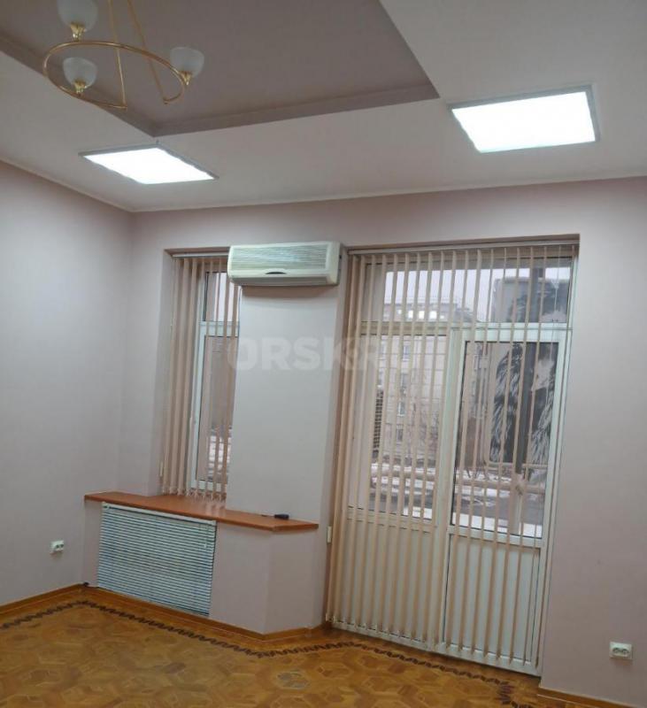 Сдам в аренду кабинет площадью 20 кв. - Орск