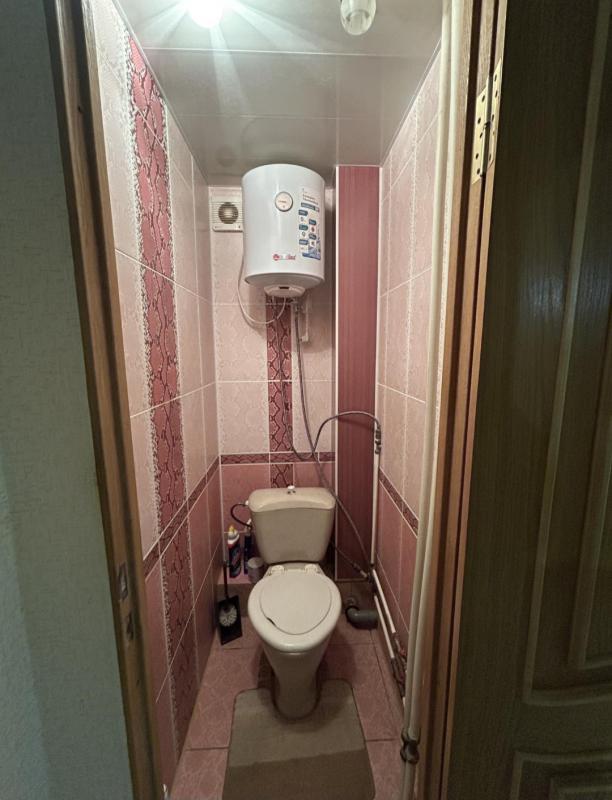 Продается отличная 3-комнатная квартира улучшенной планировки, но не стандарт, а 67,4 кв. - Новотроицк