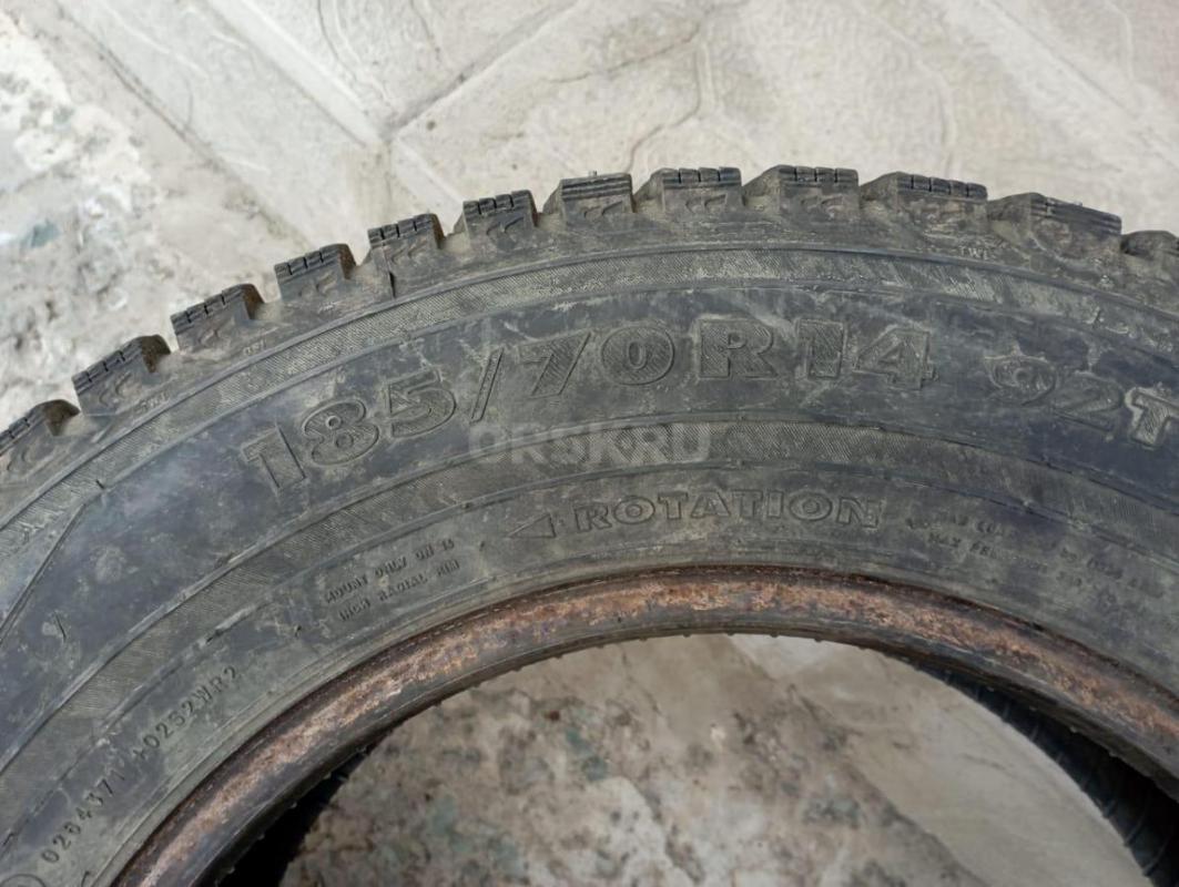 Продам шины на Рено Логан Нокия Нордман 5 180/70-14 б/у . - Орск