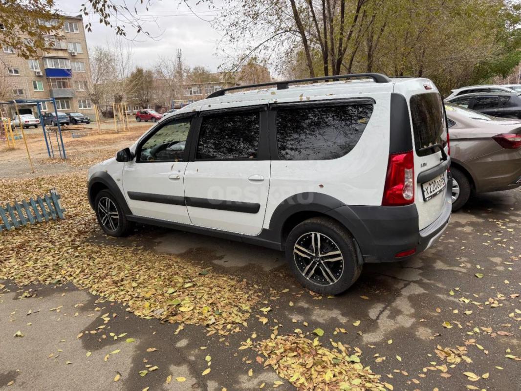 Срочно , продам автомобиль Лада ларгус кросс в отличном состоянии, как внешне , так и технические, м - Орск